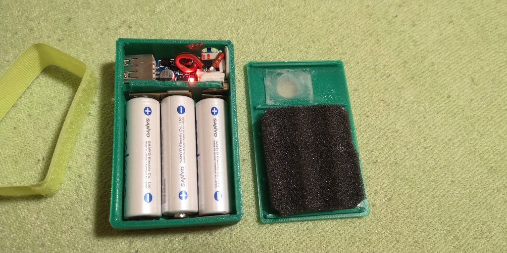 Power bank for 3x AA rechargeable batteries