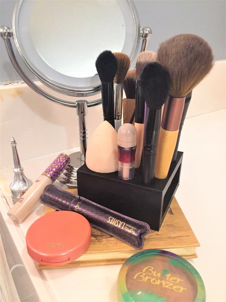 Makeup brush holder
