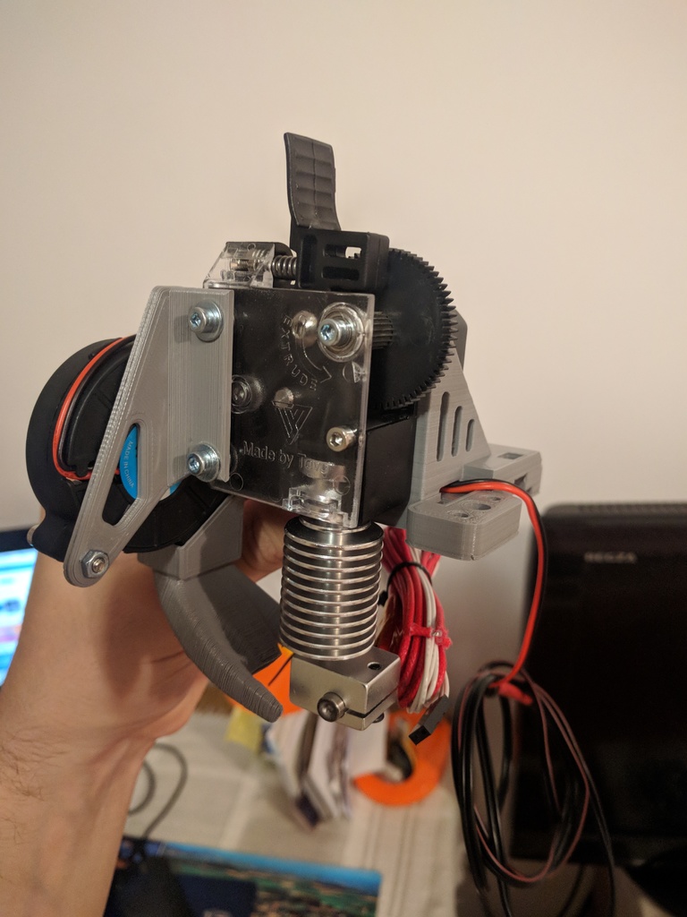 Tevo Tarantula Direct-extruder x-carriage for MGN9C/H with BLT mount