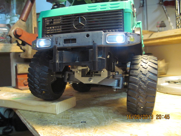 Printed front axle for Mercedes Unimog 1:16 model truck