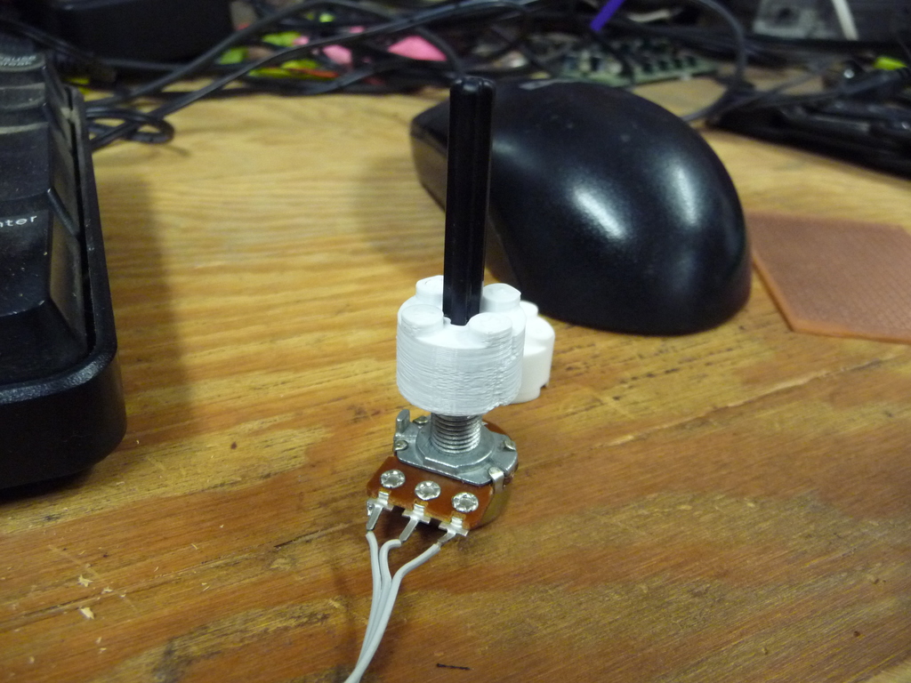 Lego adapter for spline potentiometer