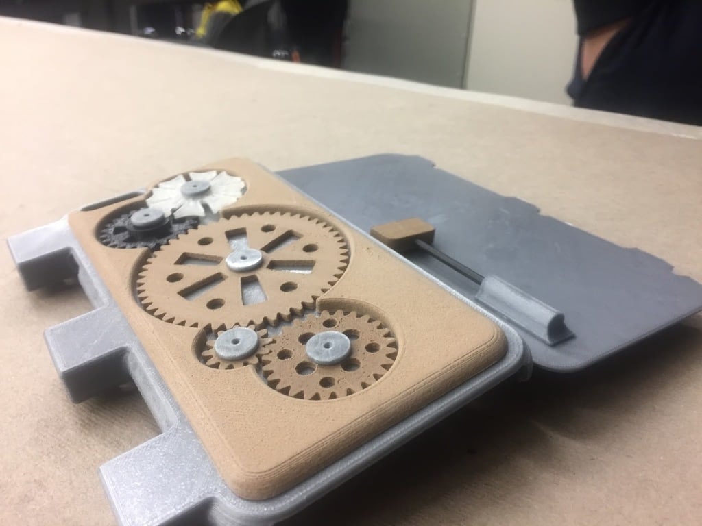 Fidget Locking Phone Case