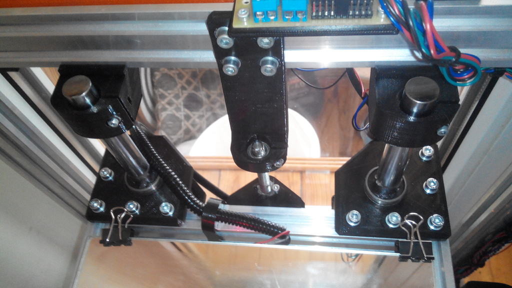 Re-D-Bot 16 mm rod Z axis for 2040 table (version 2)