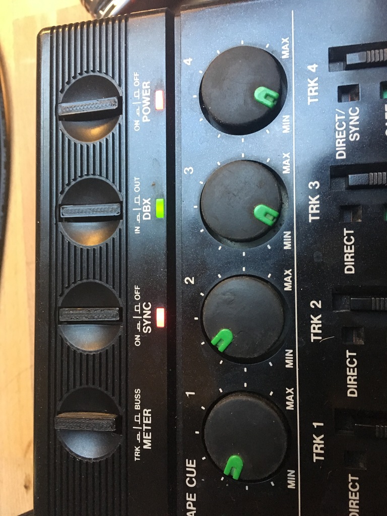 Tascam Porta ONE / TWO Power button