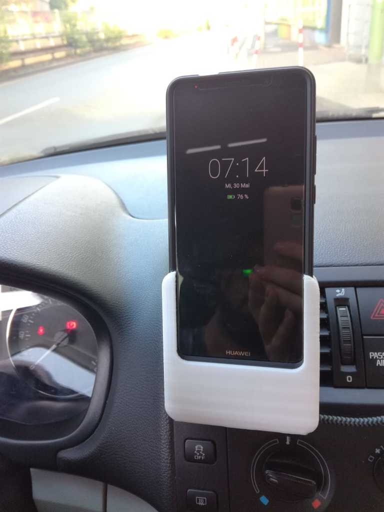 Car Mount for Huawei Mate 10 Pro + Spigen Case