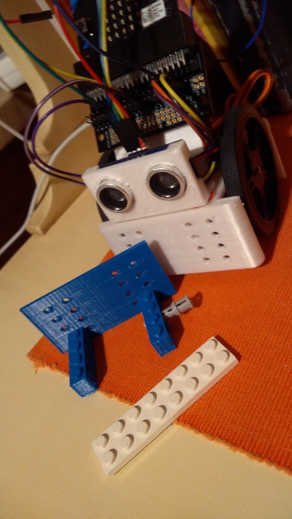 dotbot:bit lego adapter