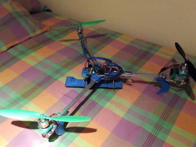 Parametric tricopter frame + tail mount + servo gimbal