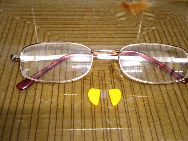 paire de plaquettes pour lunette  / nose pads