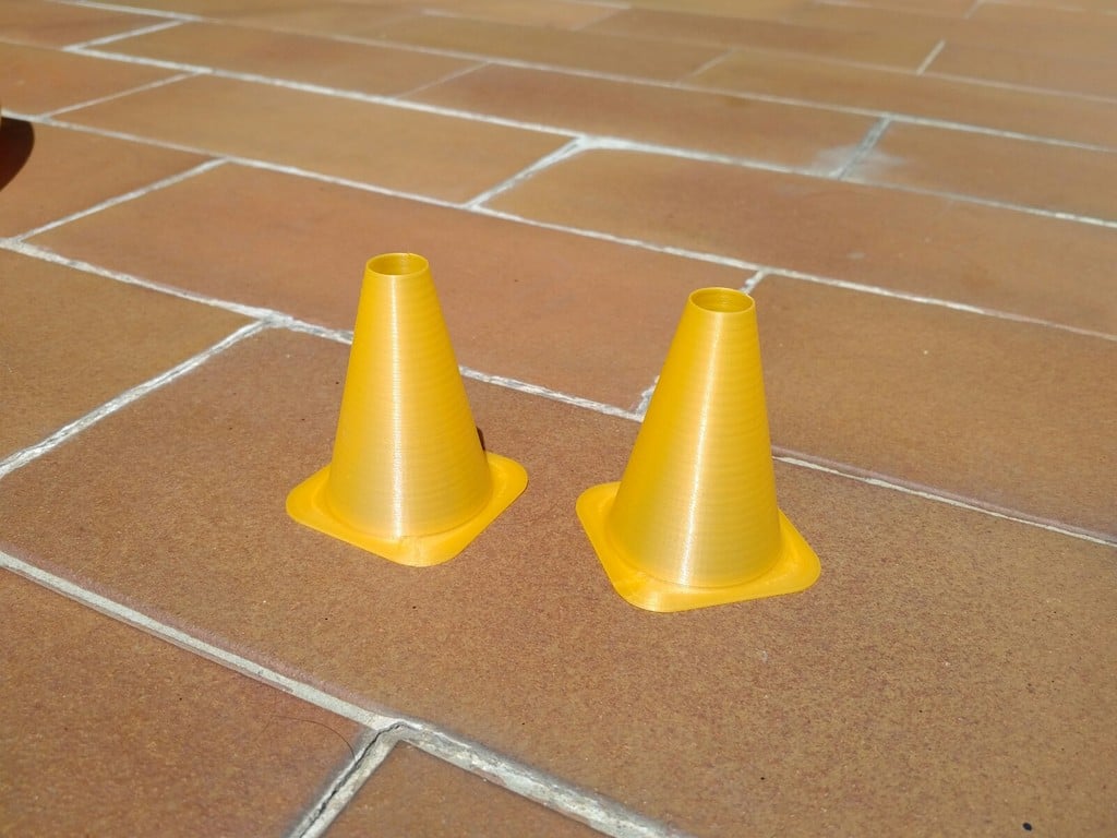 Street cone for 1/10 RC