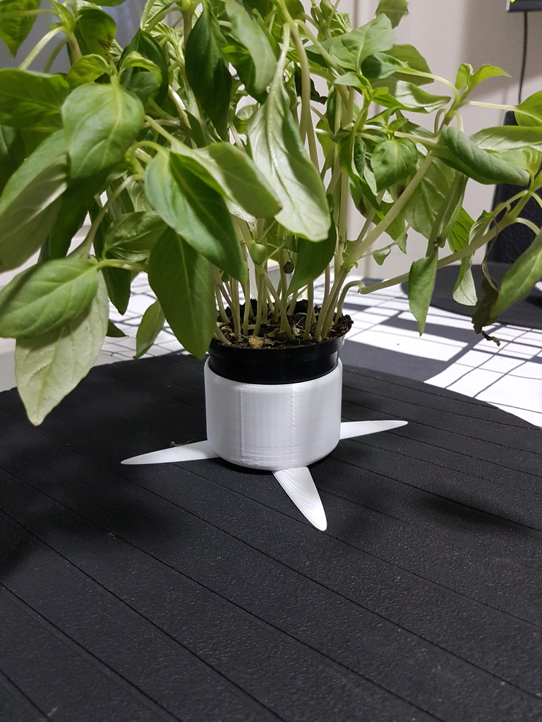 Table holder for herbs