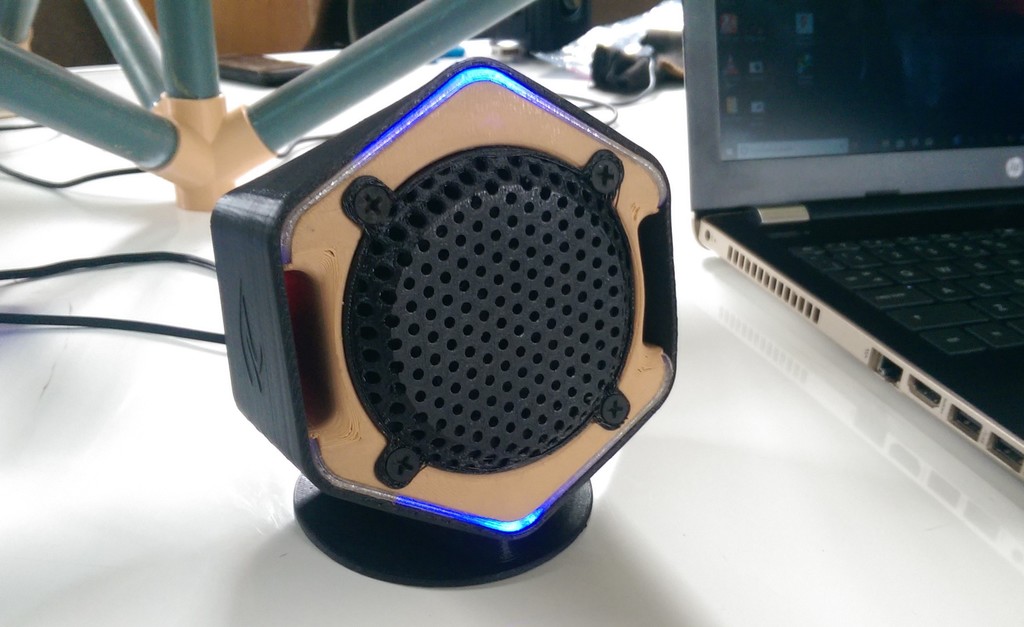 Hex shape Desktop Speaker box