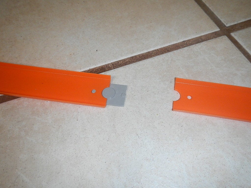 Hot Wheels Double Connector