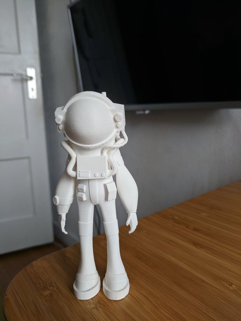 Astroneer character