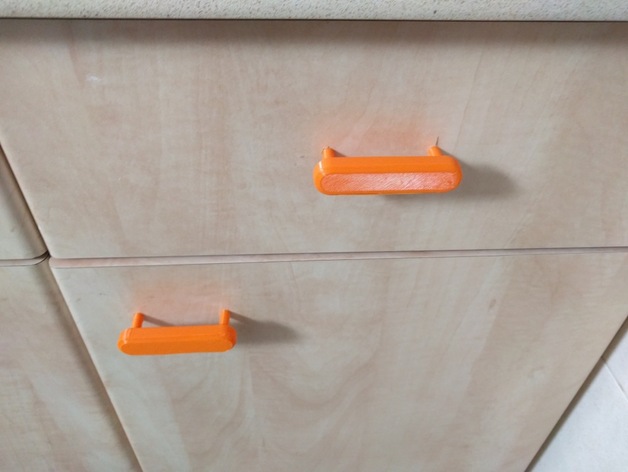 Simple cabinet door handle