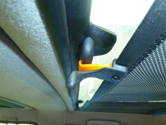 Renault Espace 3 pull tab for opening manual store roof