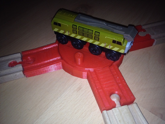 3 way train track turntable - modification for longer train