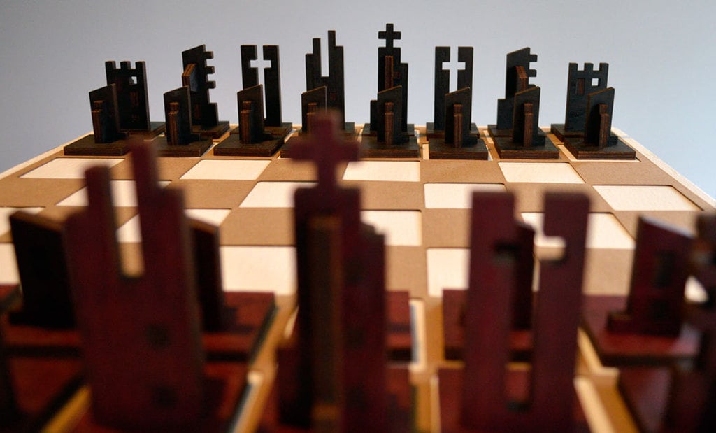 Flat-pack Chess Set