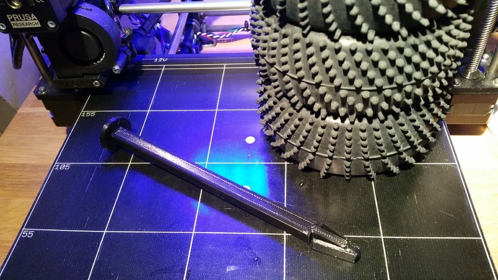 Tire spike for 1/8 buggy/truggy