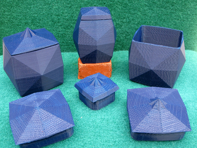 Hexakisoctahedral Boxes with Lids