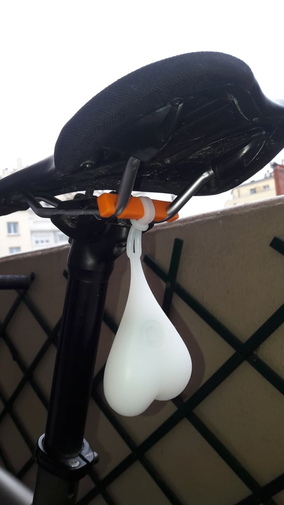 Ballsack holder for bike