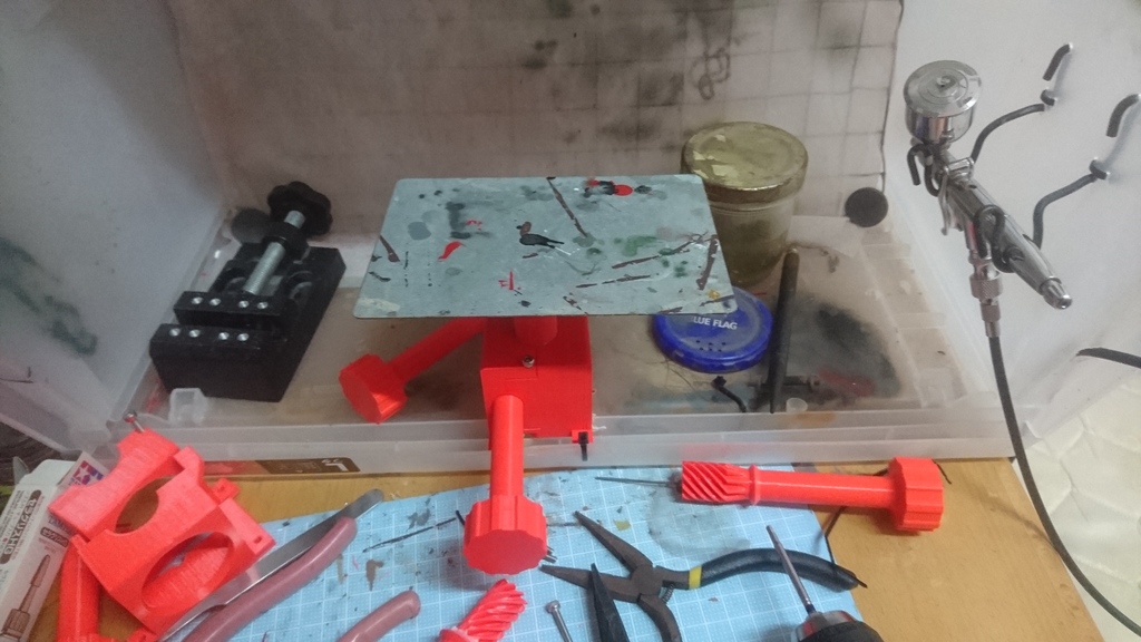 turn table for spray painting v2