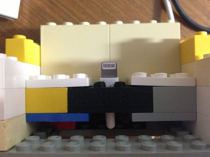 Lego dock Iphone 5/Ipad Mini