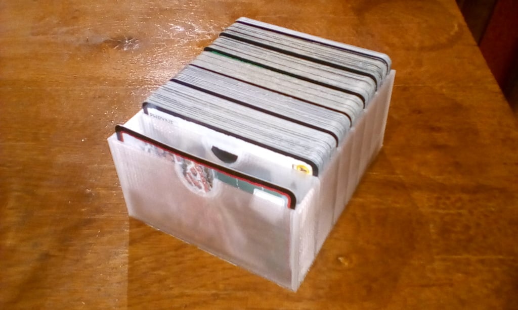 High-sided card caddy for 7 Wonders