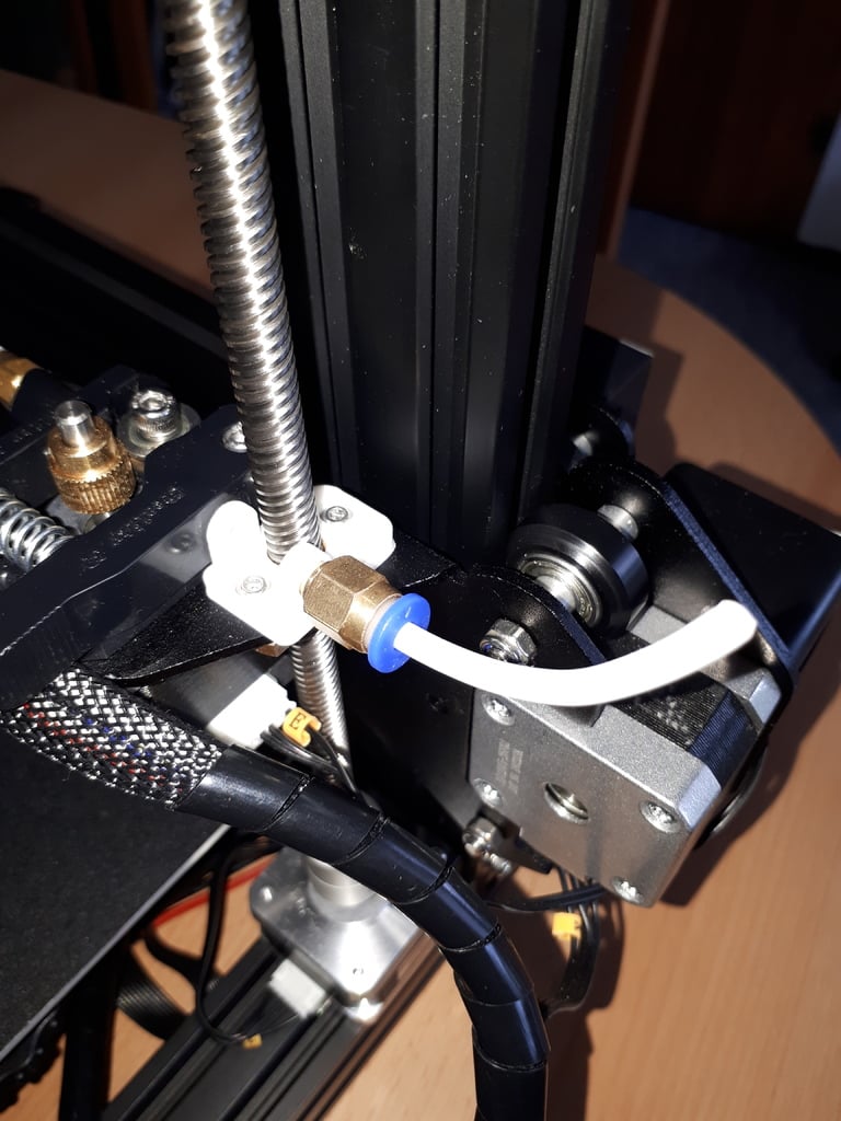 soft Bowden Filament Guide with fitting and without Cable holder
