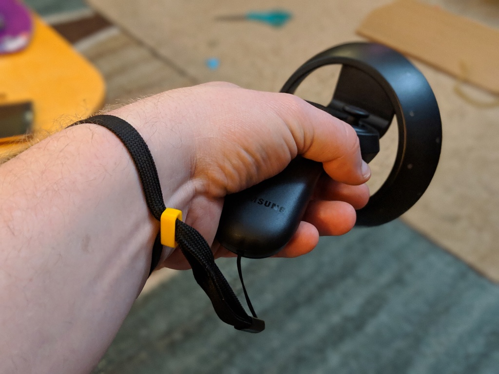 Lanyard Tightener for VR Controllers