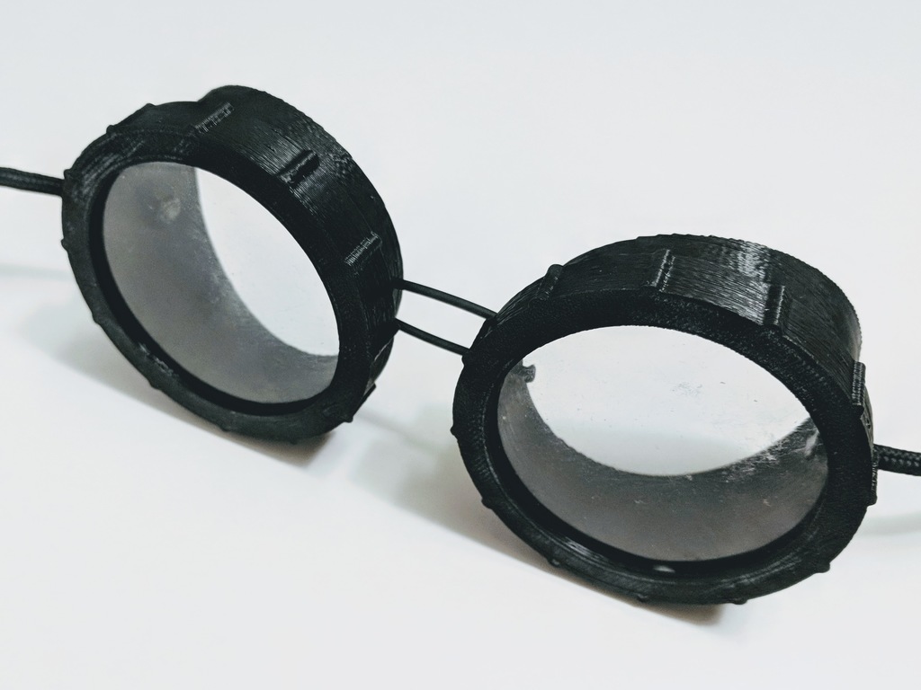 Simple Goggles With Screw On Caps