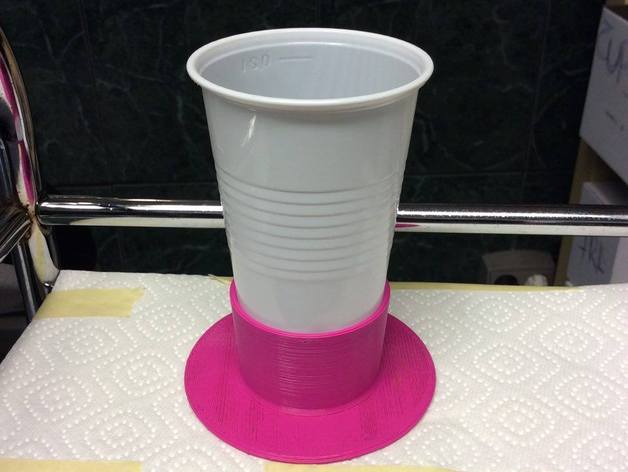 High-End Anti-Tilt device for plastic cups