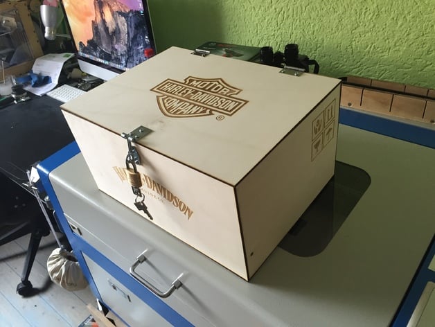 Box for "wooden V2 engine lamp"