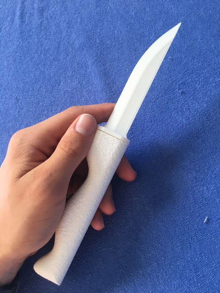 Two-part knife with textured grip