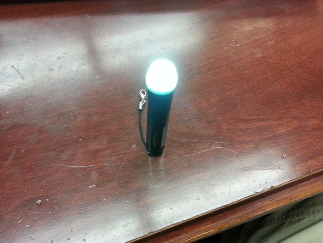 Customizable Flashlight Diffuser Cap