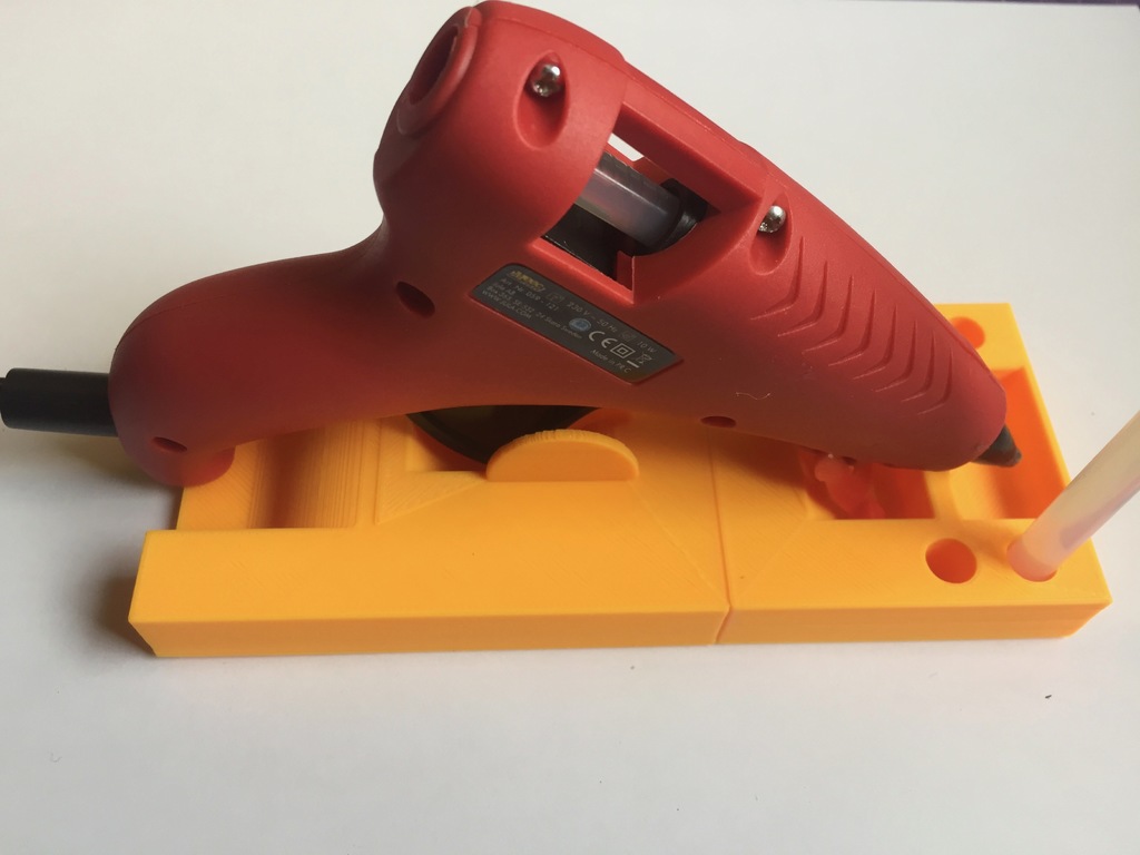 Stand for small glue guns