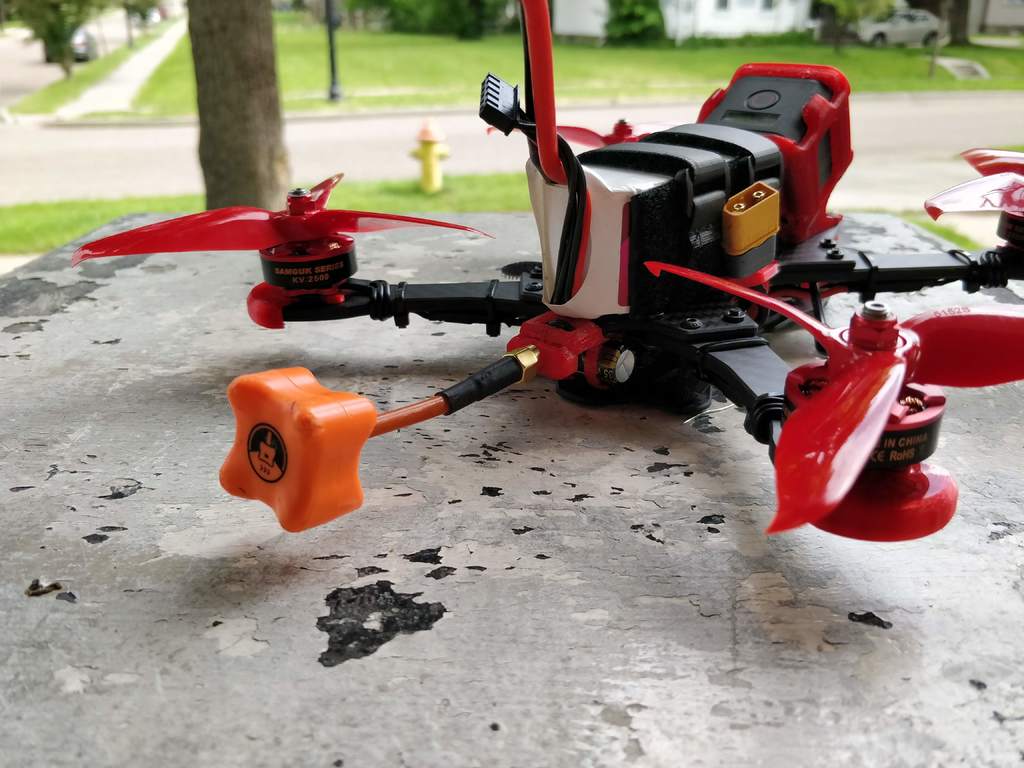 Hyperlow CG VTX Pigtail Mount W/ Capacitor Mount (TBS Unify style pigtail) 
