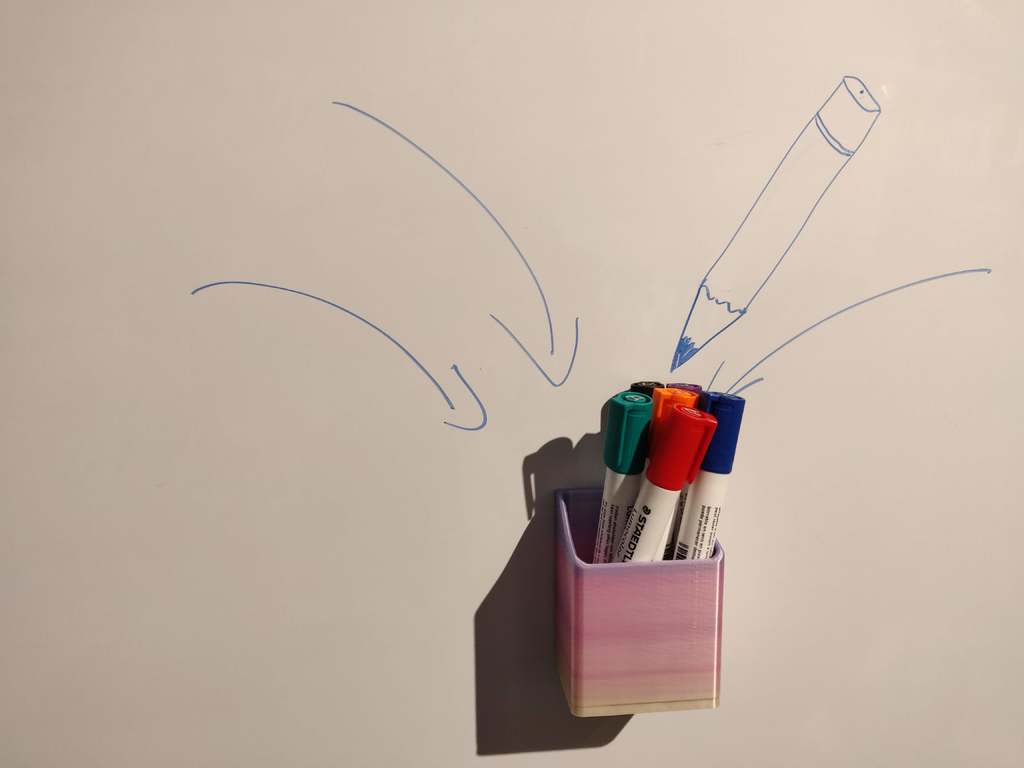 Whiteboard pen holder
