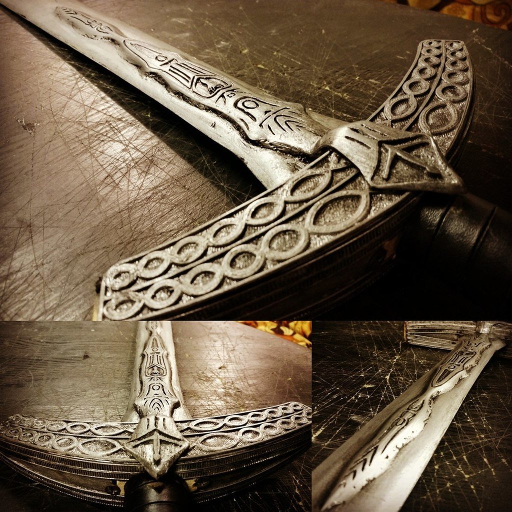 Ludwig's holy blade - tracery of small sword (Bloodborne)