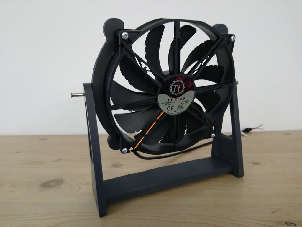 200mm PC Fan Holder / Desk Stand