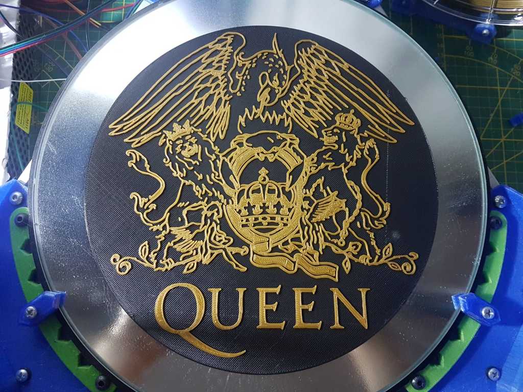 Queen Crest Logo