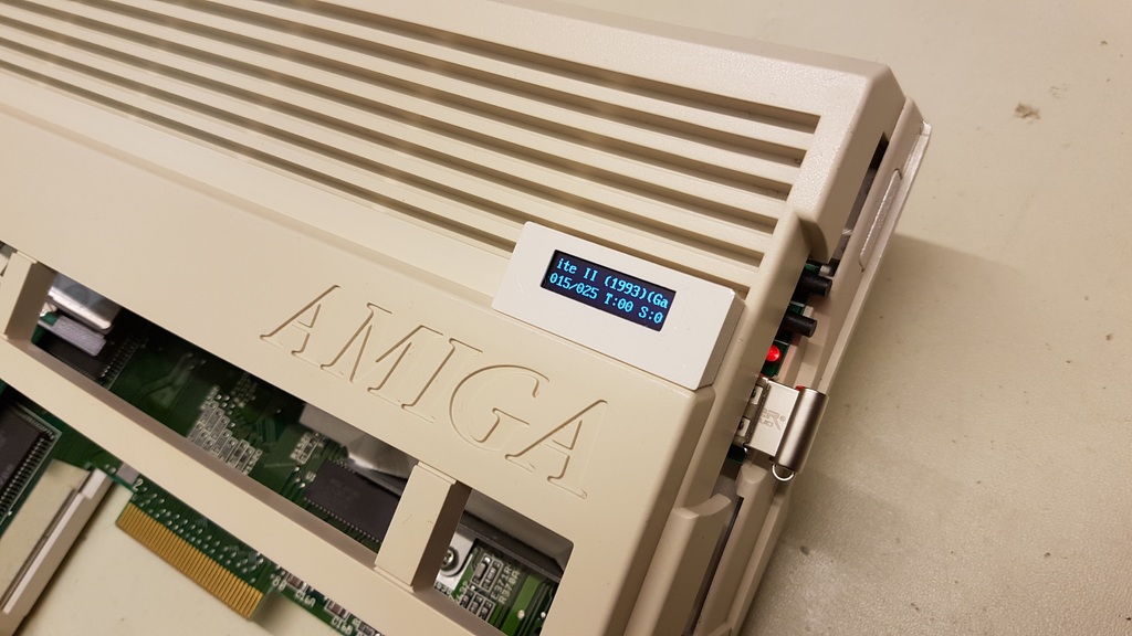 Amiga 600 Gotek USB bracket v2 - FlashFloppy OLED