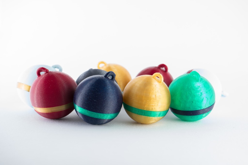 Christmas ball decoration (Multicolor, easy to print, no supports)