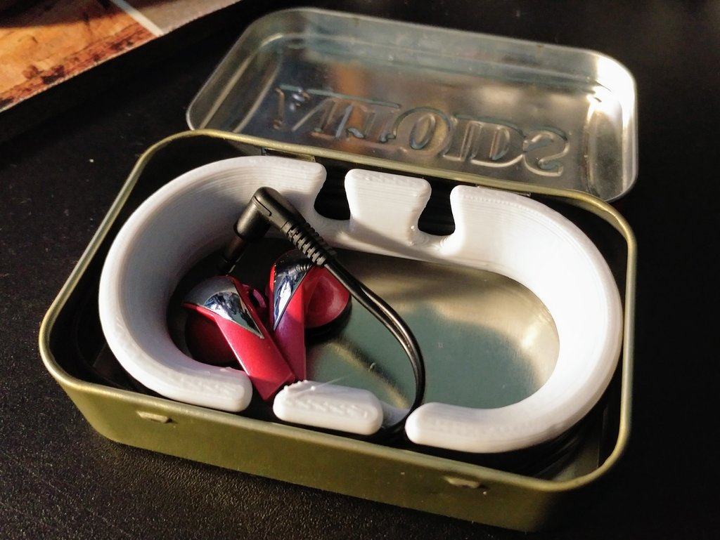 Earbud sp0ol Remixed to fit in Altoids Tin
