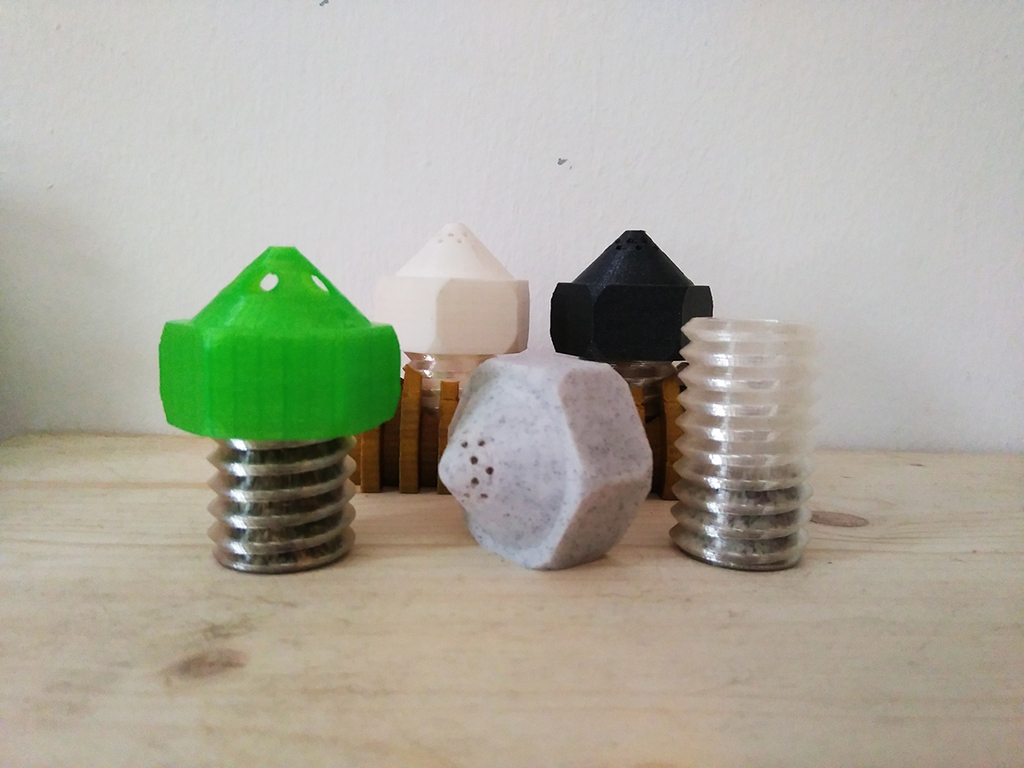 Nozzle Shakers