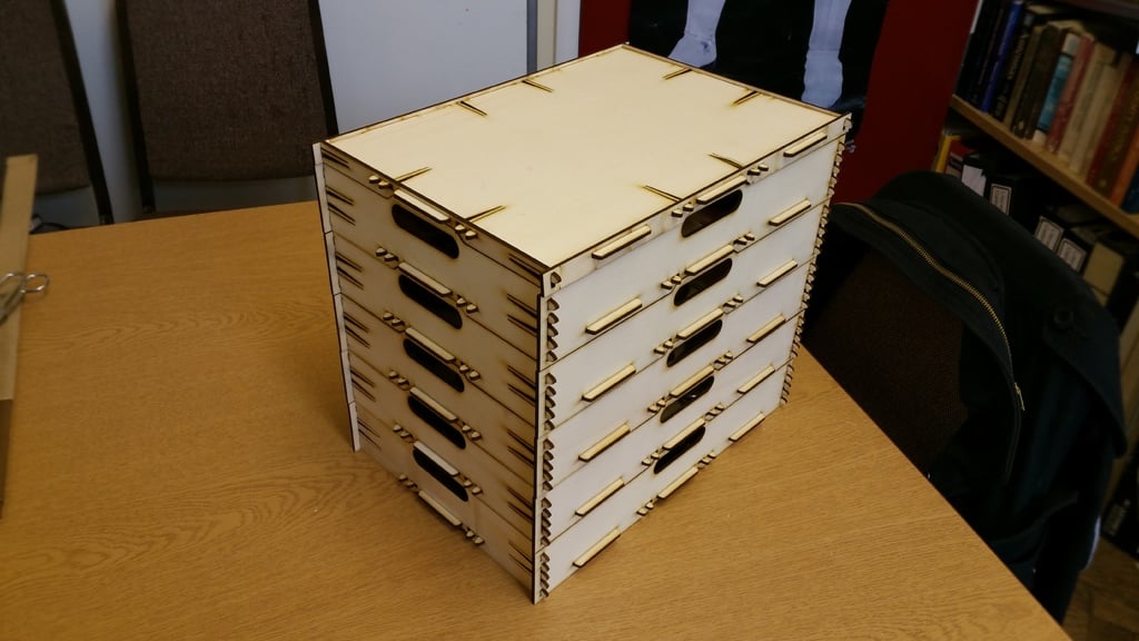 Lasercut stacking boxes