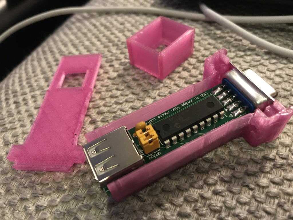 USB to Amiga / Atari mouse adapter case
