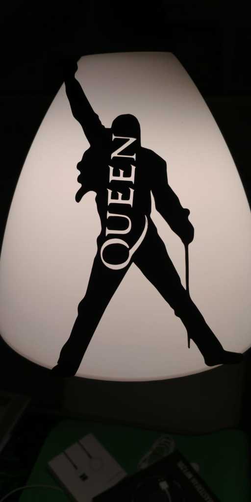Freddie Mercury/Queen Silhouette