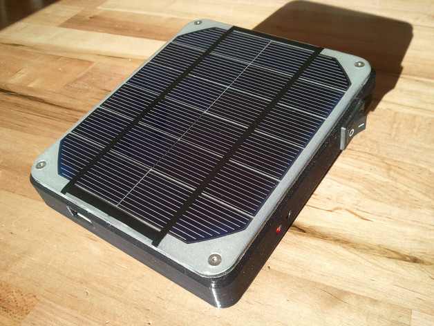 Compact solar charger / flashlight