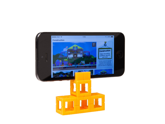 Customizable Rokenbok Smartphone Mount