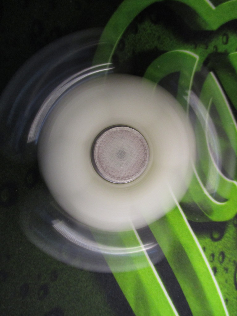 Fidget spinner with 19 - 20 mm steel balls